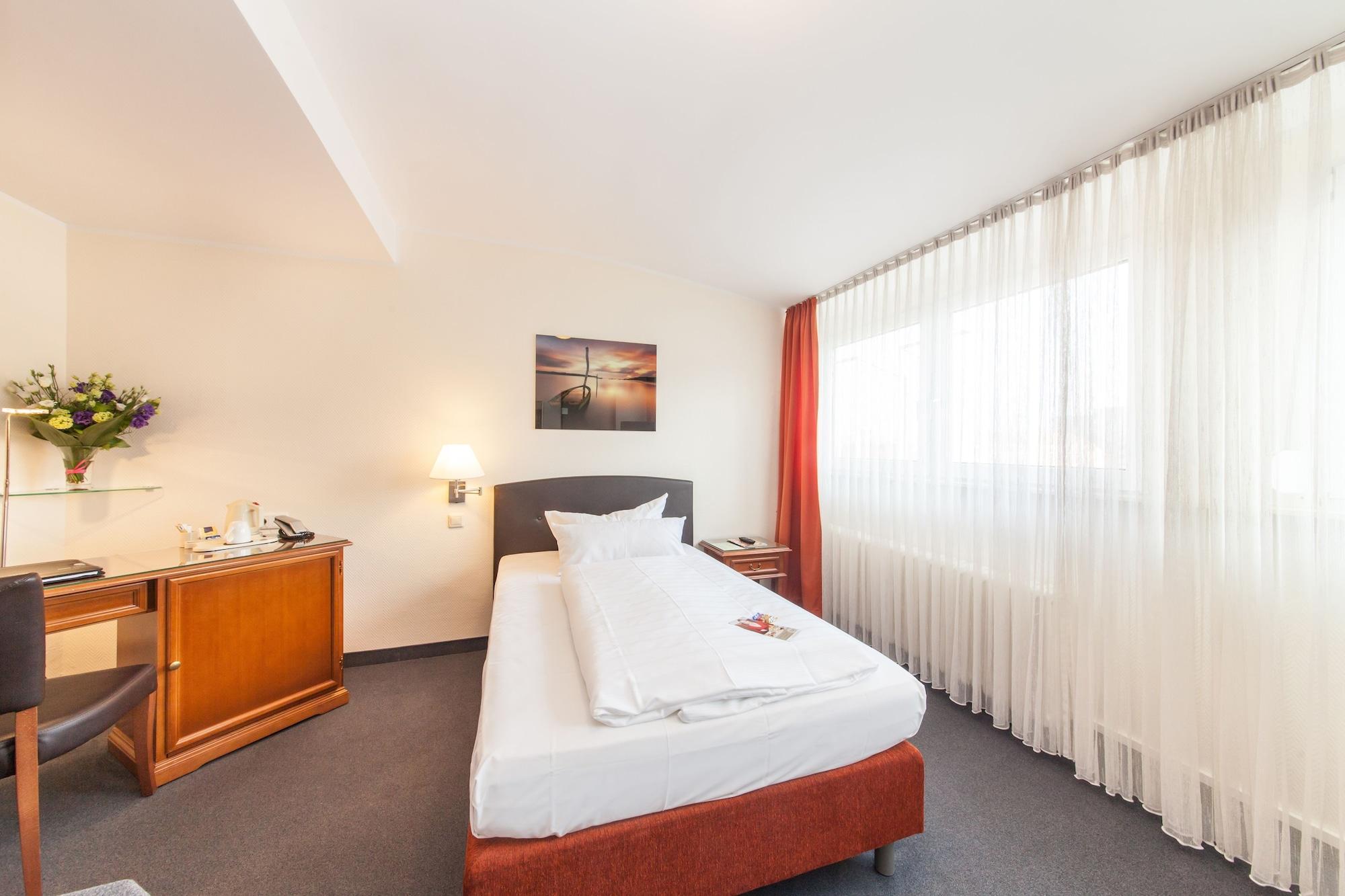 Hotel Flora Duesseldorf Ngoại thất bức ảnh